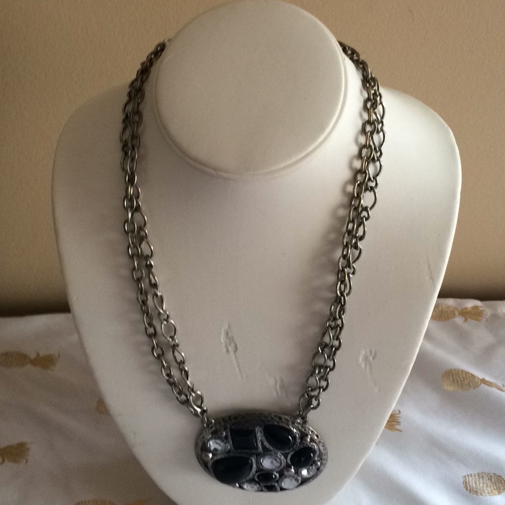 Laura Ashley‎ Necklace